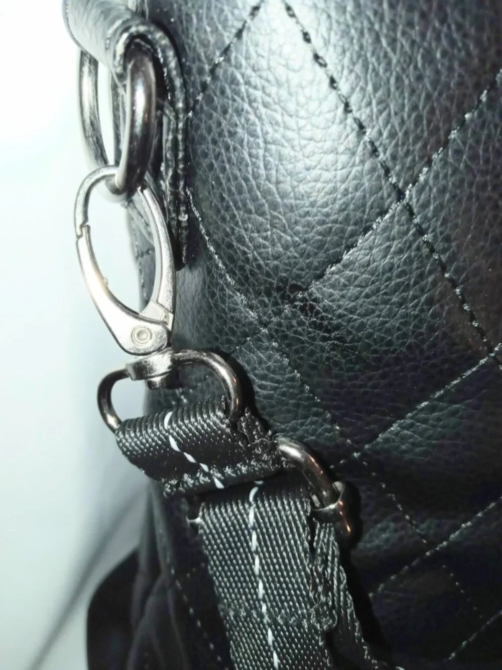 Solo Black Quilted Laptop Tote Shoulder Bag w/ Strap 18